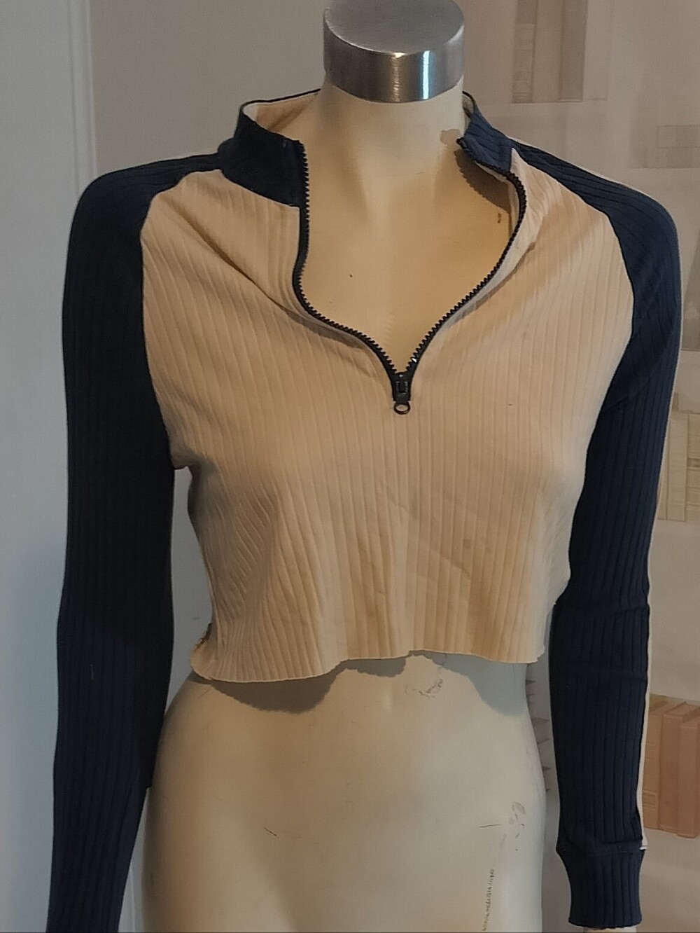 La Hearts Navy & Cream Ribbed Cropped Half-Zip Top